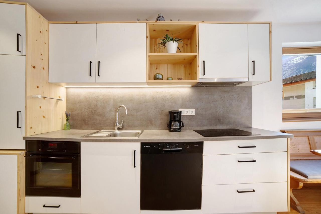 Waalhof Ferienwohnung Golden Ciardes Buitenkant foto